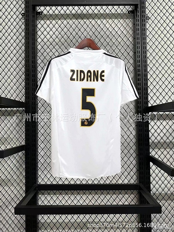 AC Milan Logo Detail Kaka #22 soccer jersey Black Red Striped with Relaxed Feel