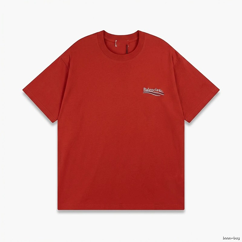 Balenciaga's simple-style red T-shirt