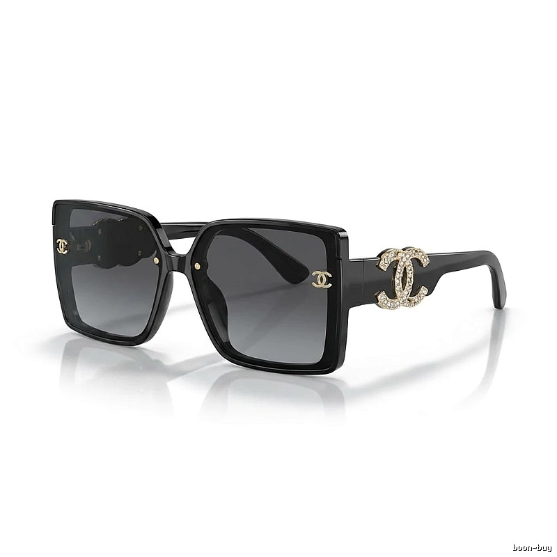 Chanel's classic and luxurious style sunglasses
