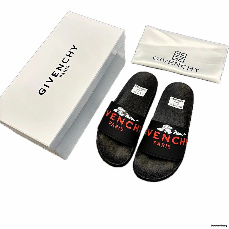 Givenchy x Disney Co-branded Trendy Black Slides