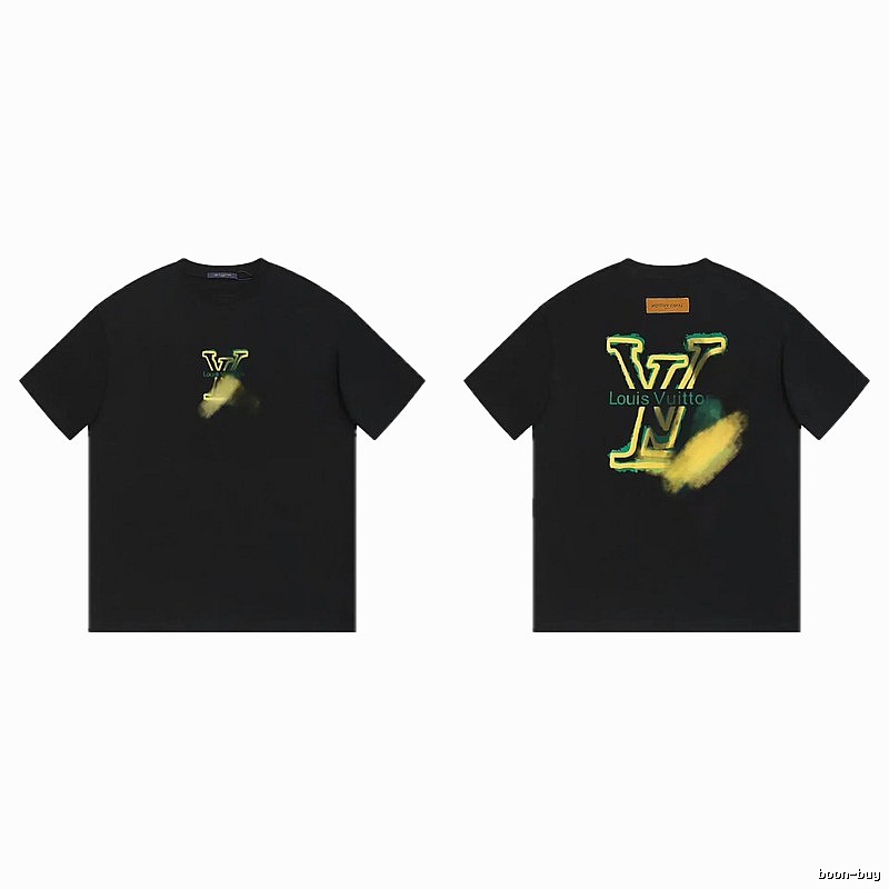 Louis Vuitton Spray-painted Trendy Style Black T-Shirt