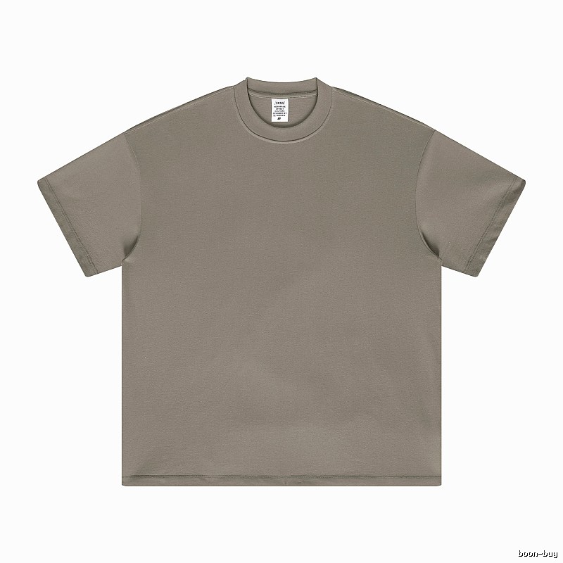 Streetwear Plain white T-shirt Minimal White Short with Logo Accent