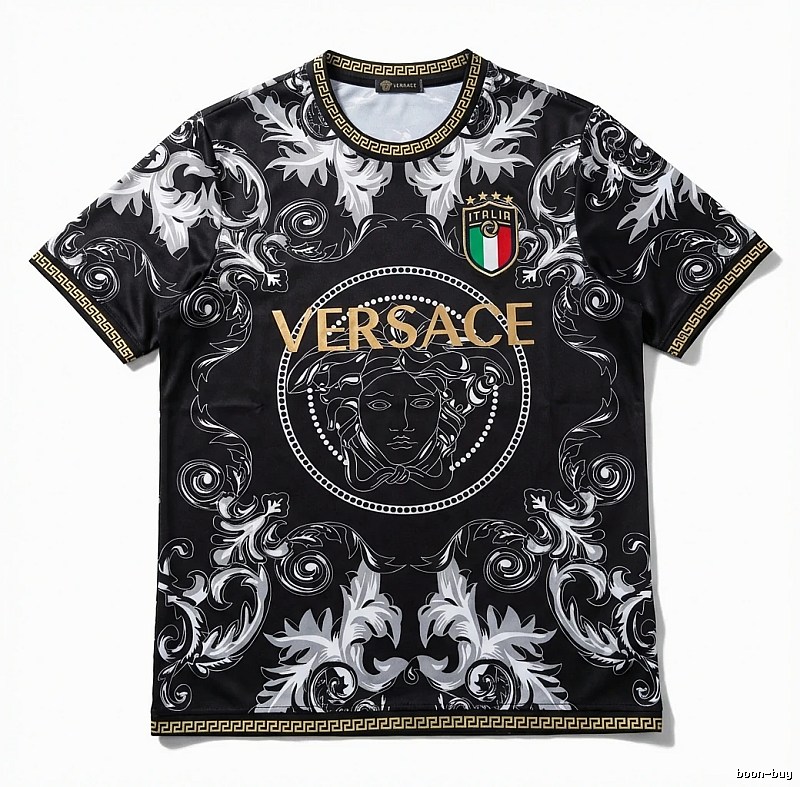 Stussy retro-style black-based T-shirt